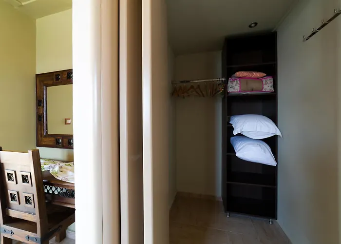 Apolafsi Aparthotel
