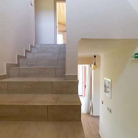 公寓式酒店 Apolafsi