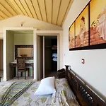 Apart-hotel Apolafsi Lixúri
