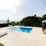 Apart-hotel Apolafsi *