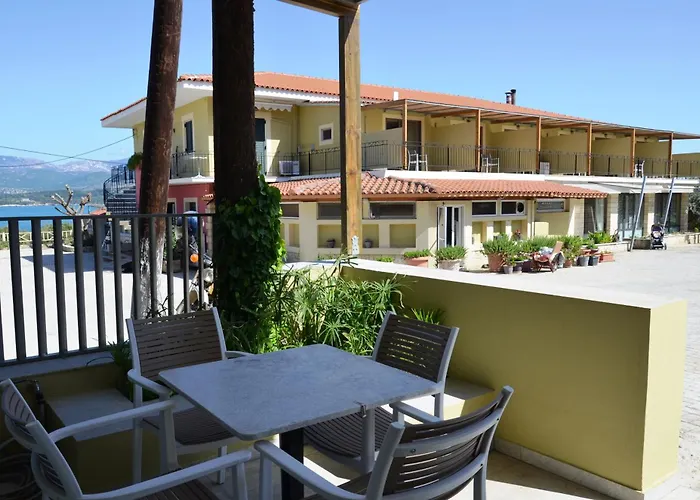 Apolafsi Hotel de apartamente Lixouri
